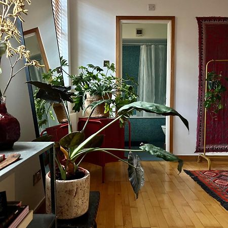 Huge Room For Recharge And Relaxation In Loft With Sauna In Central London Exterior foto