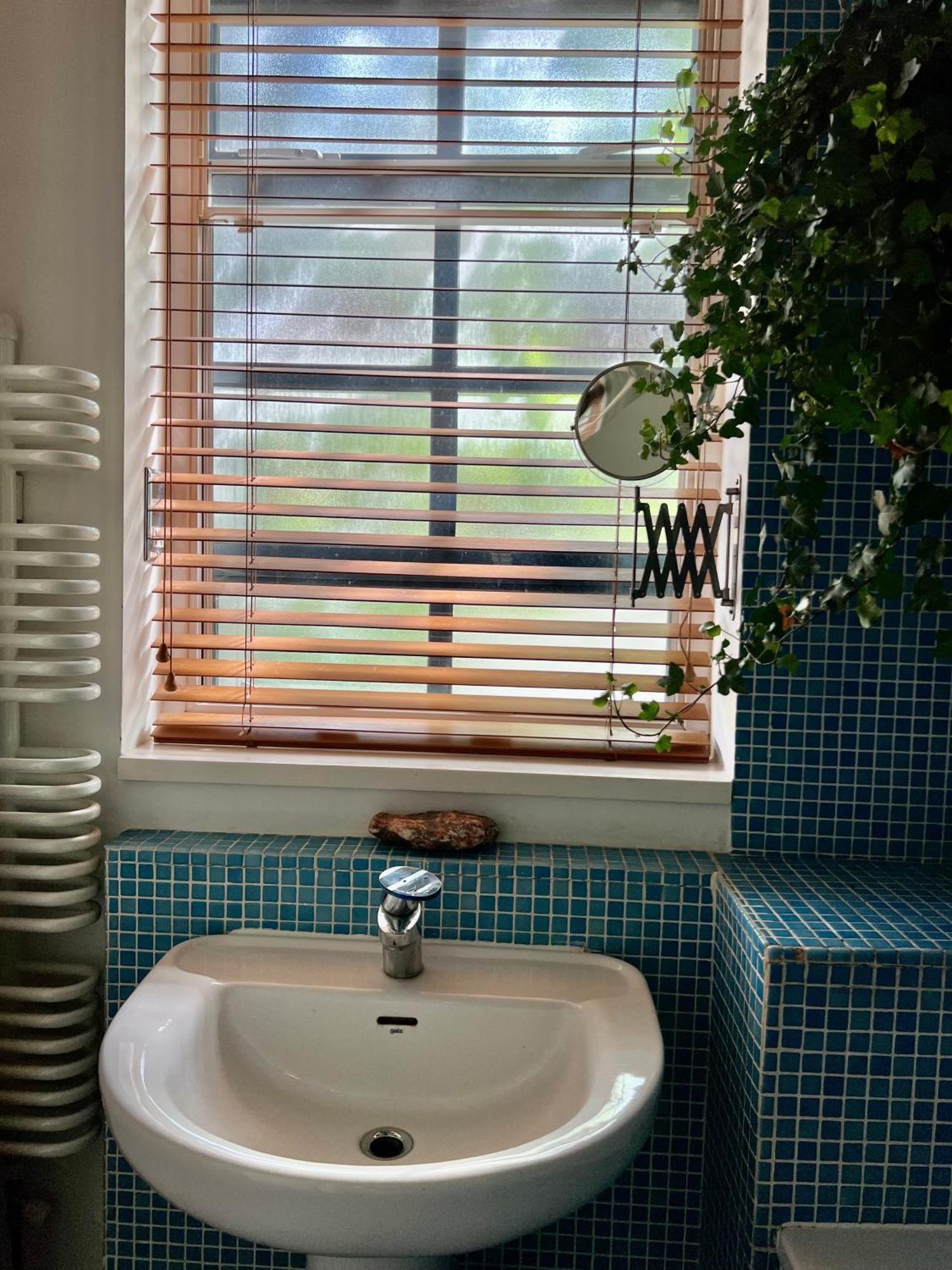 Huge Room For Recharge And Relaxation In Loft With Sauna In Central London Exterior foto